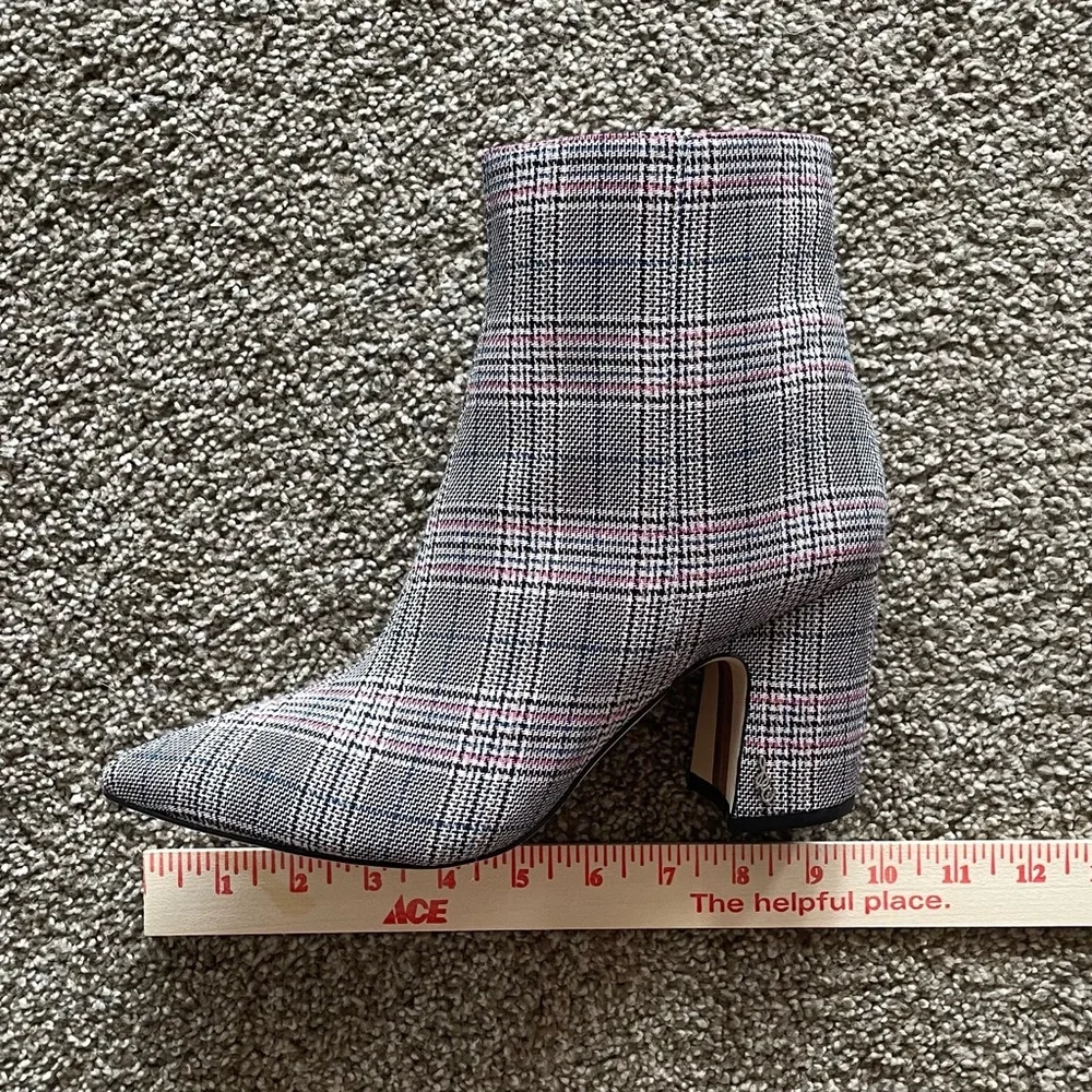 Sam Edelman Gray Plaid Hilty Booties w/ Pointed Toe - Size 8.5 - Picture 3 of 4